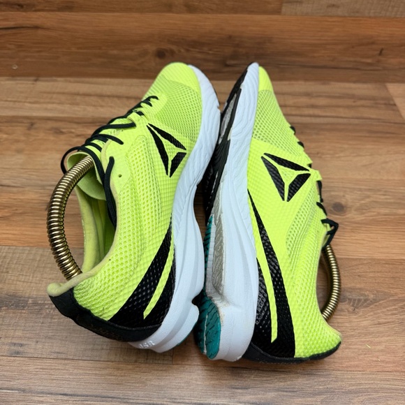 Reebok Men Size 9.5 Lime Green Running Shoes main image 8